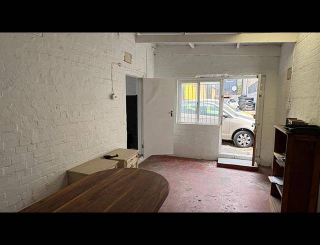 INDUSTRIAL PROPERTY TO RENT IN FISH HOEK